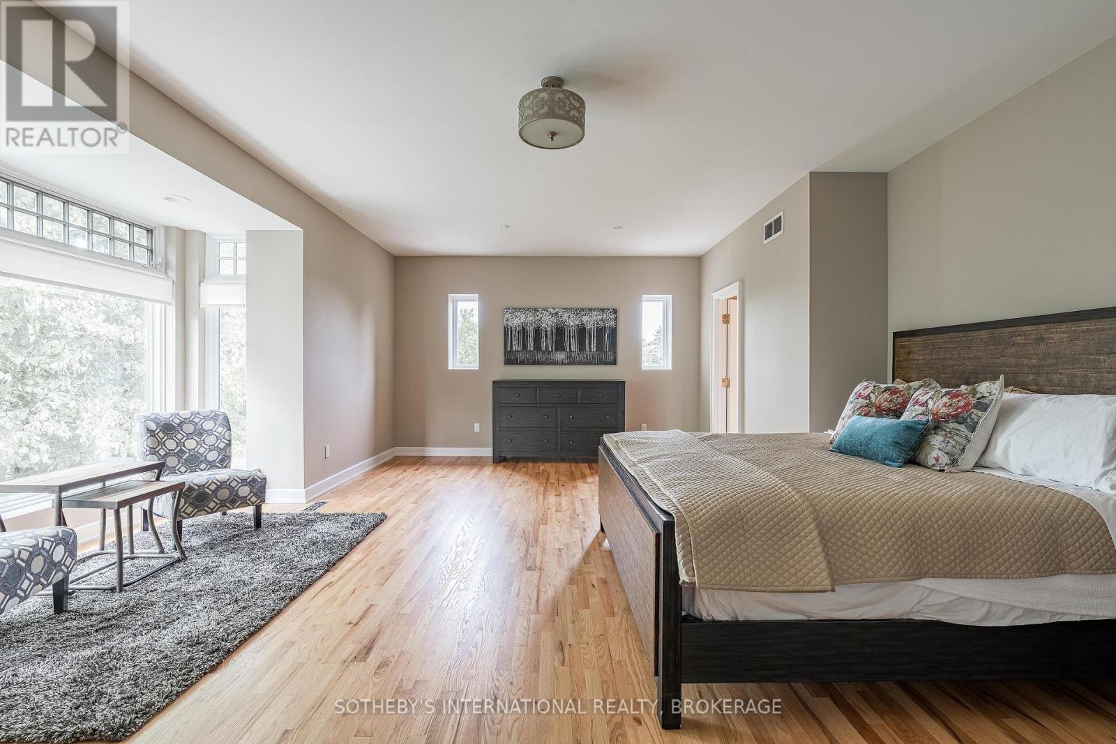 1339 Lakeshore Road, Niagara-On-The-Lake, Ontario  L0S 1J0 - Photo 6 - X12310787