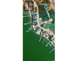 211 Lakeside CRESCENT