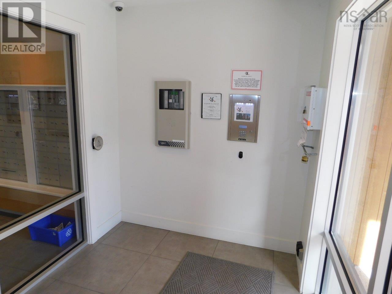 Property at 204 5677 Harris Street image 3