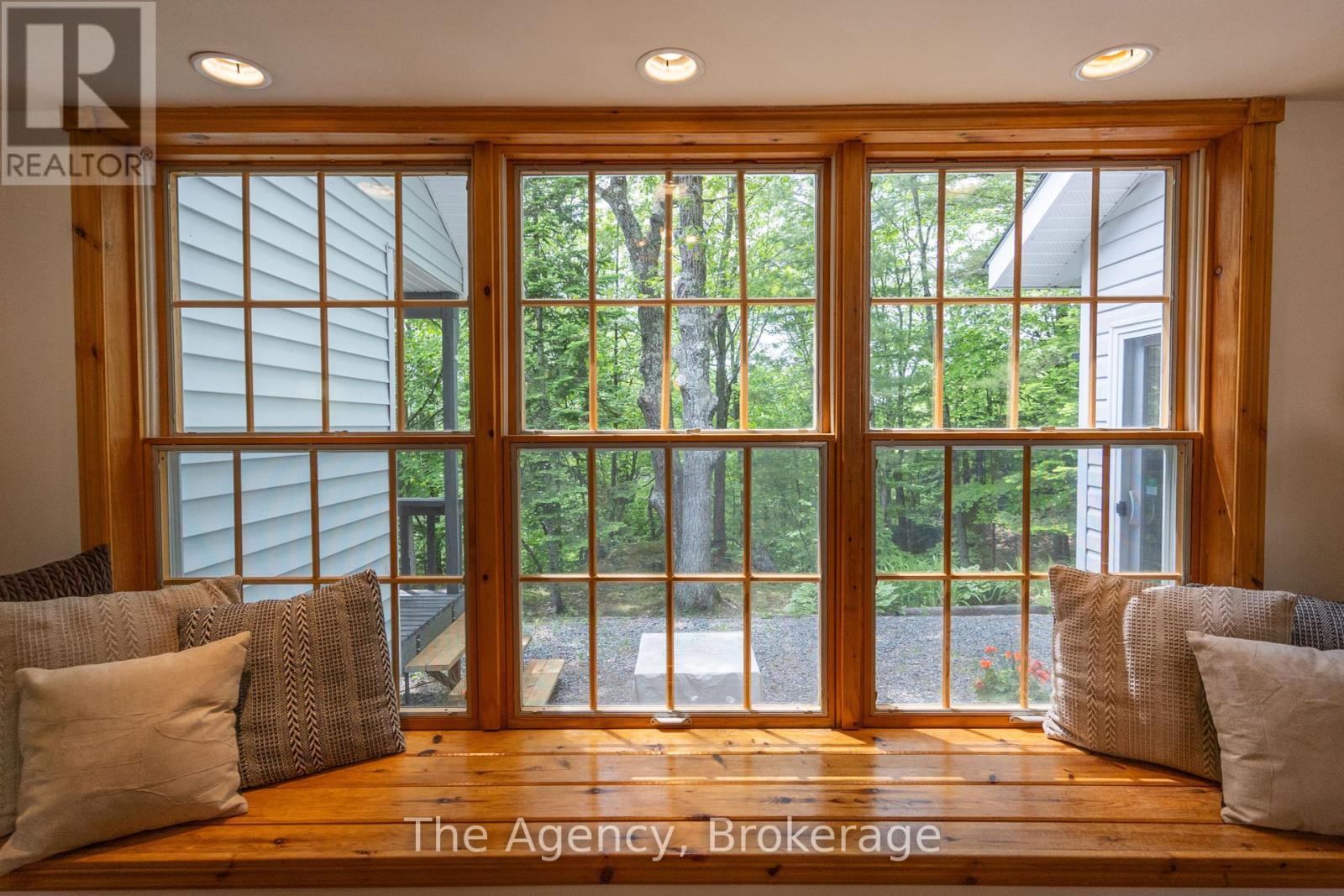 1411 Cedar Lane, Bracebridge, Ontario  P1L 1W9 - Photo 6 - X12224005