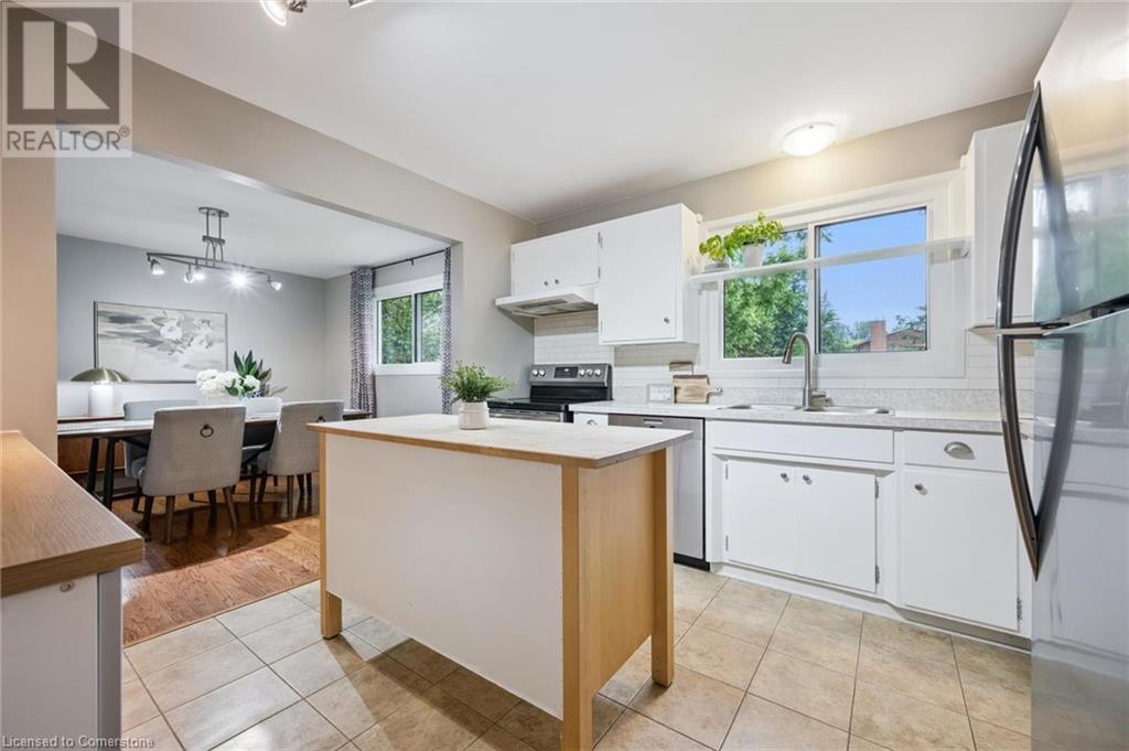 358 Craigleith Drive, Waterloo, Ontario  N2L 5B7 - Photo 14 - 40755151