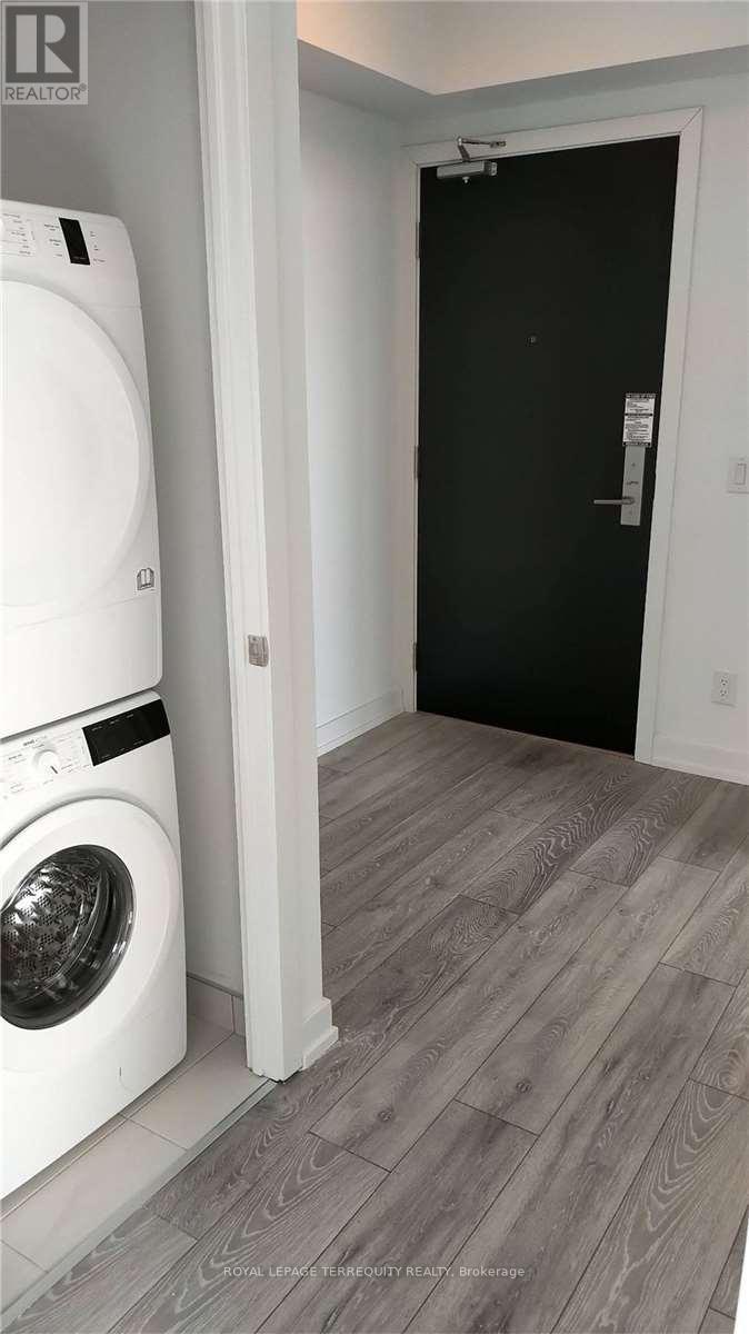 2908 - 159 Wellesley Street E, Toronto, Ontario  M4Y 0H5 - Photo 2 - C12310780