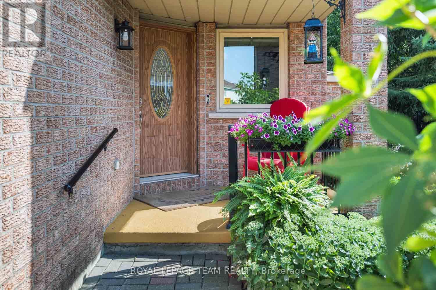 Property at 172 SOUTHPORT DRIVE image 3