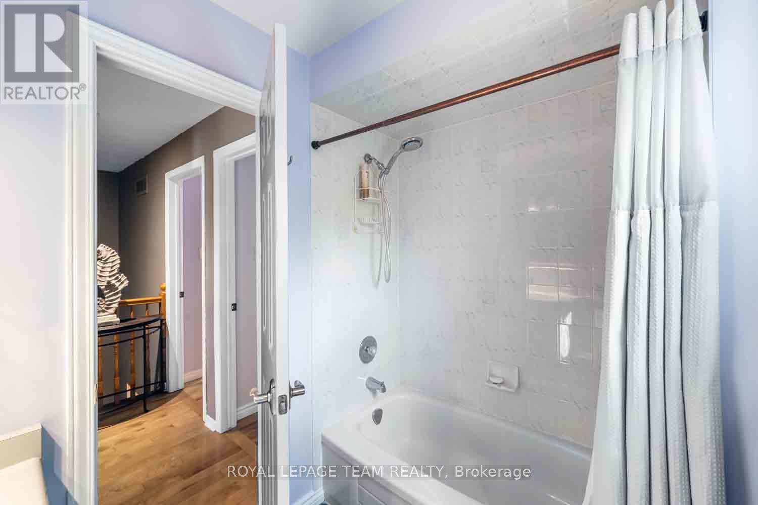 172 Southport Drive, Ottawa, Ontario  K1T 3P4 - Photo 31 - X12310871