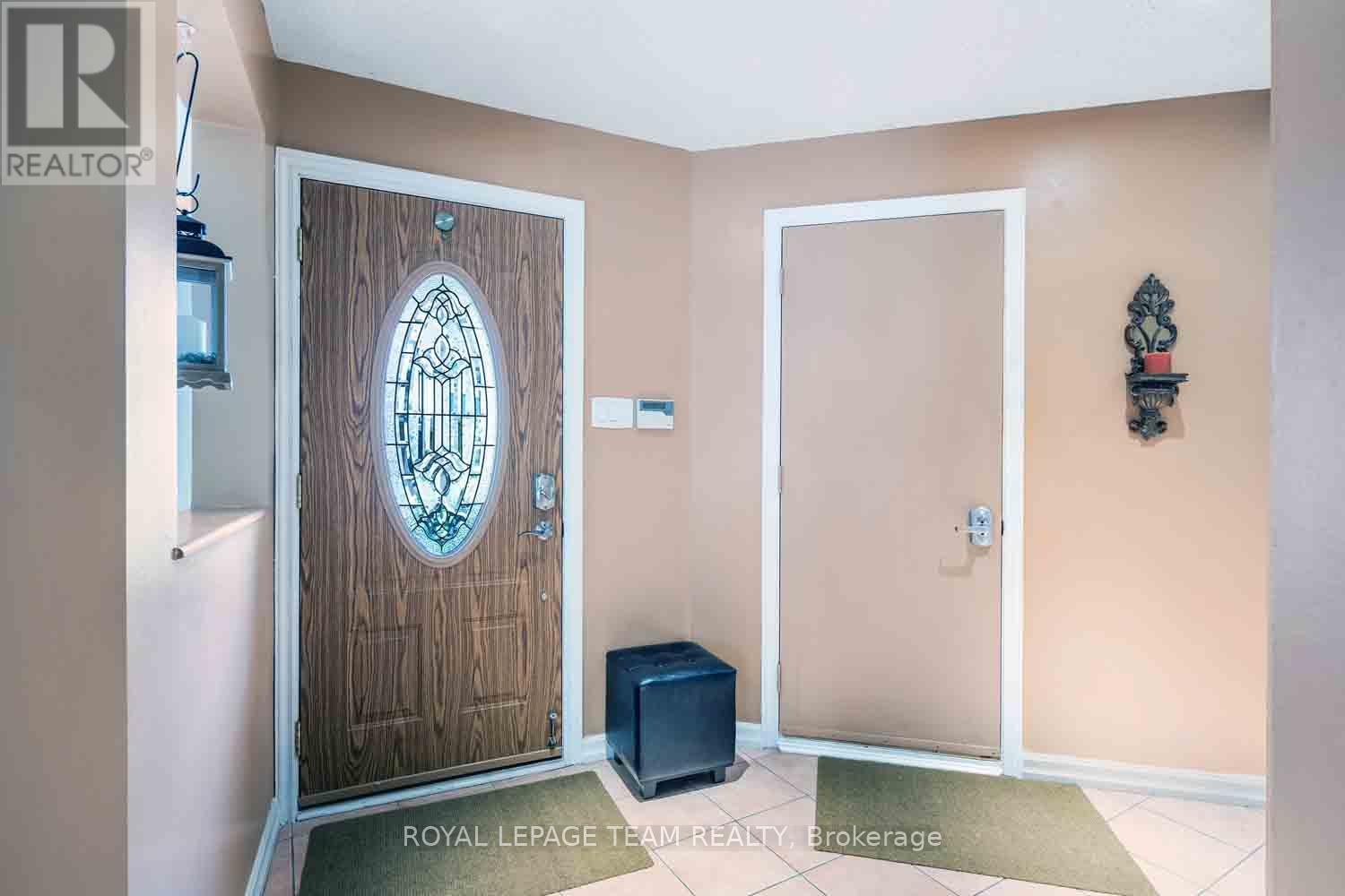 Property at 172 SOUTHPORT DRIVE image 4