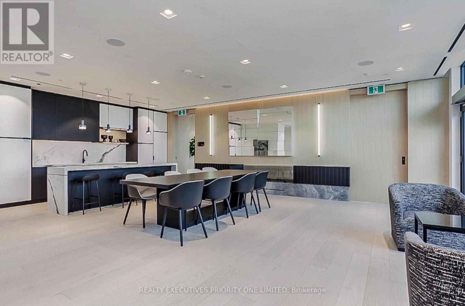 405 - 36 Zorra Street, Toronto, Ontario  M8Z 4Z7 - Photo 25 - W12310790