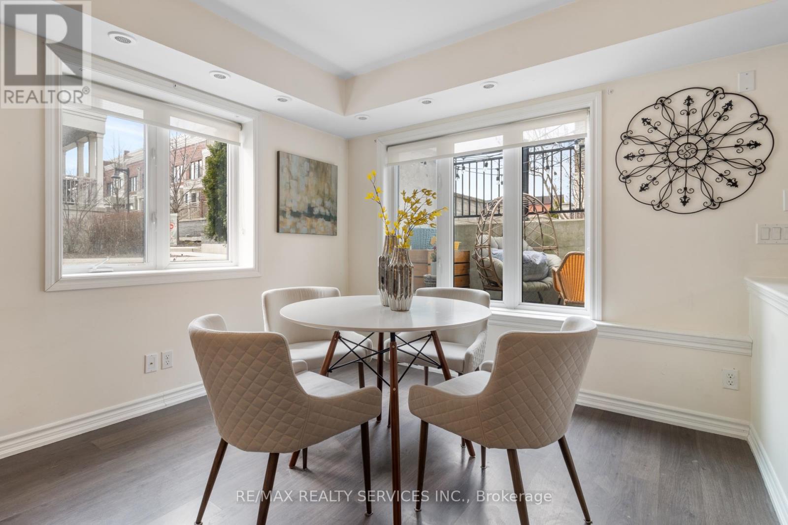 40 - 70 Eastwood Park Gardens, Toronto, Ontario  M8W 0B2 - Photo 18 - W12310845