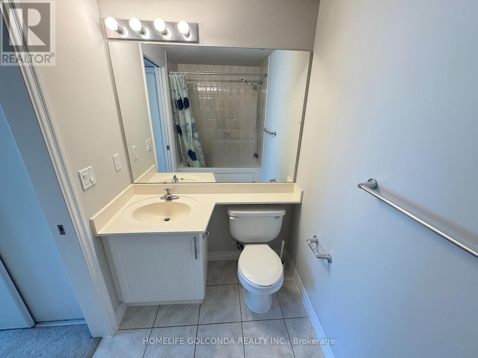 1110 - 3939 Duke Of York Boulevard, Mississauga, Ontario  L5B 4N2 - Photo 11 - W12310853