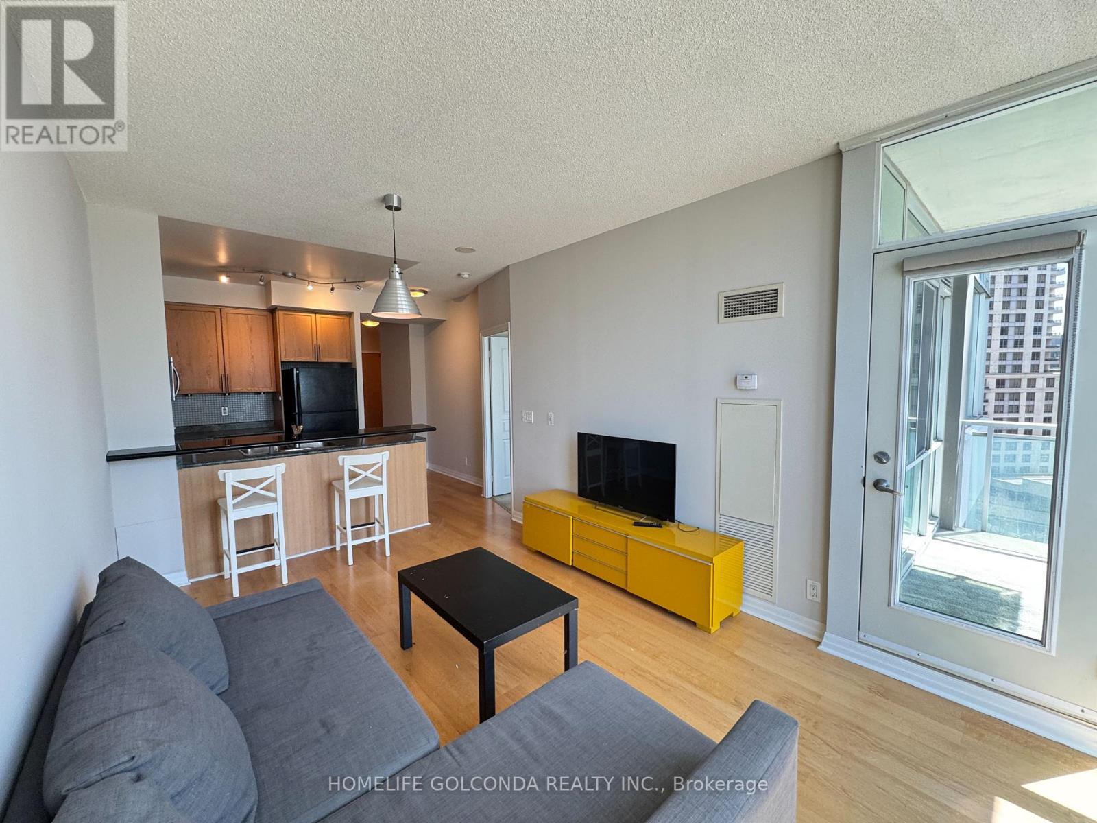 1110 - 3939 Duke Of York Boulevard, Mississauga, Ontario  L5B 4N2 - Photo 7 - W12310853