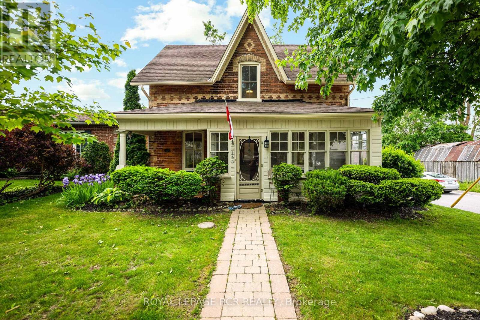 Property at 143 FIRST AVENUE W image 1