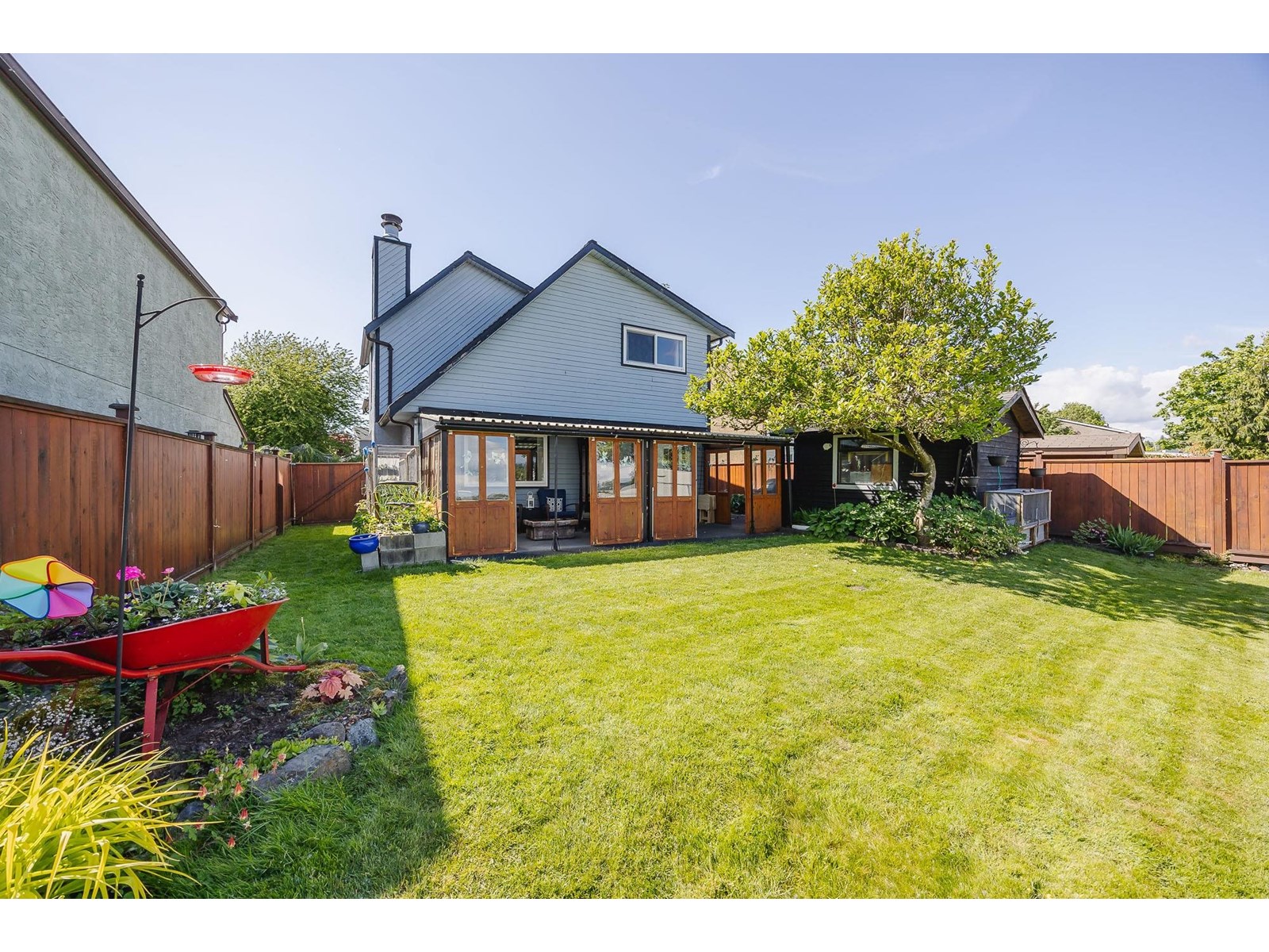 Property at 2112 WINSTON COURT image 4