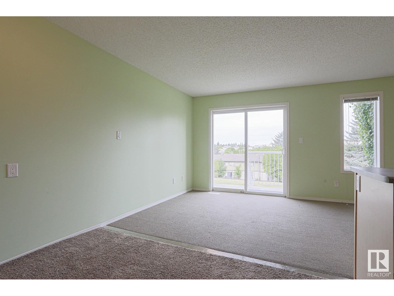 #26 451 Hyndman Cr Nw Nw, Edmonton, Alberta  T5A 5J3 - Photo 5 - E4450045