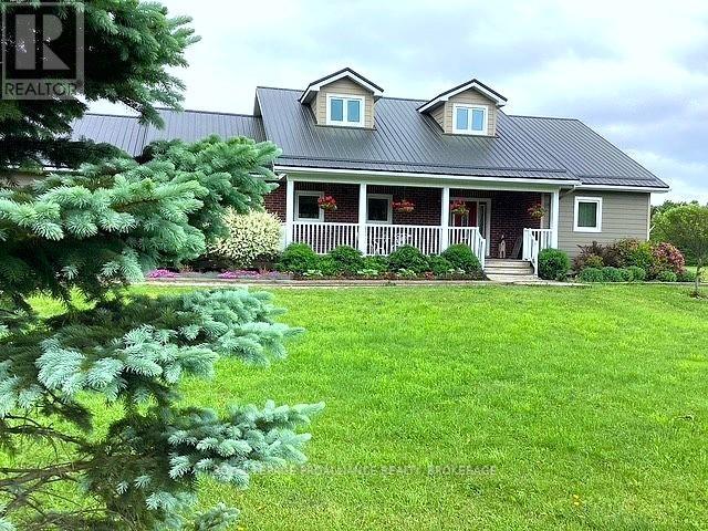 303 Escott Rockport Road, Leeds And The Thousand Islands, Ontario  K0E 1R0 - Photo 1 - X12310945