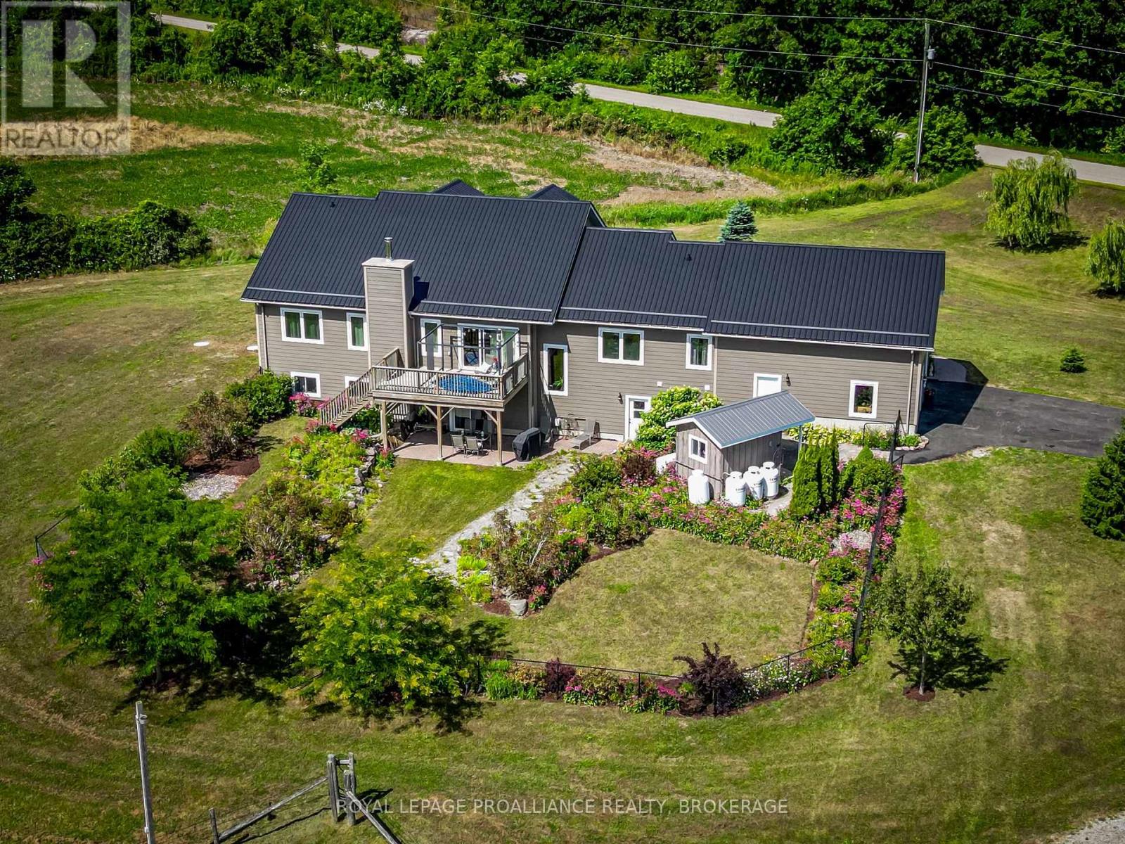 303 Escott Rockport Road, Leeds And The Thousand Islands, Ontario  K0E 1R0 - Photo 49 - X12310945