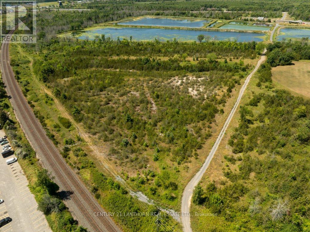 4250 Taylor Kidd Boulevard, Loyalist, Ontario  K0H 1G0 - Photo 13 - X12310940