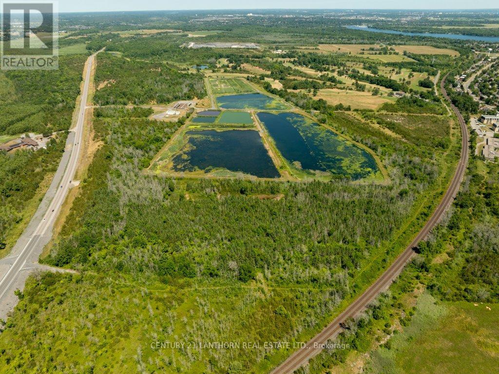 4250 Taylor Kidd Boulevard, Loyalist, Ontario  K0H 1G0 - Photo 37 - X12310940