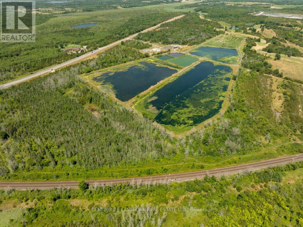 4300 Taylor Kidd Boulevard, Loyalist, Ontario  K0H 1G0 - Photo 15 - X12310941