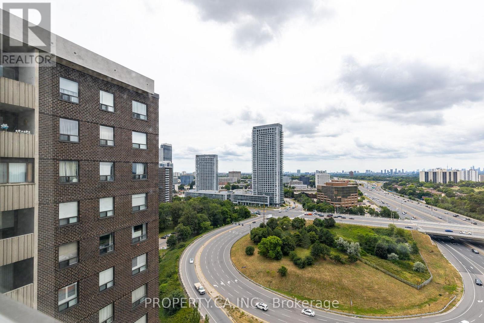 2108 - 10 Muirhead Road, Toronto, Ontario  M2J 4P9 - Photo 23 - C12310887