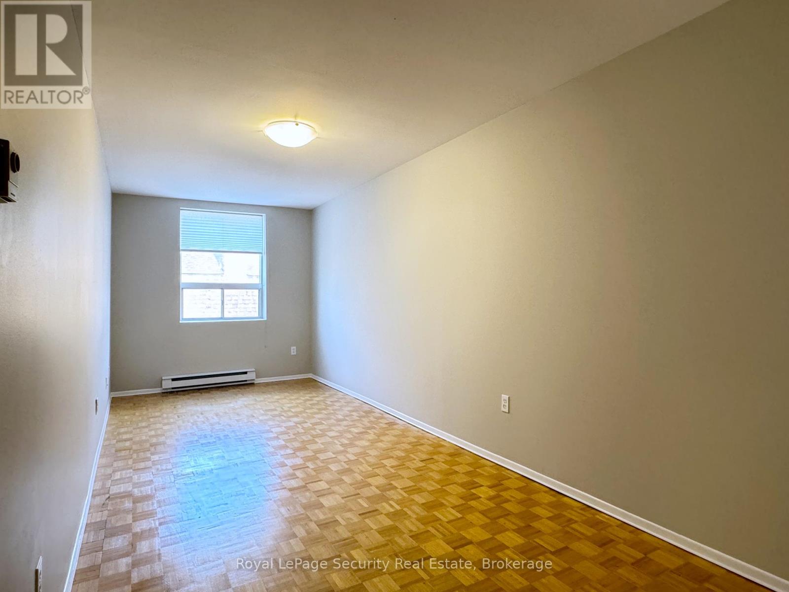 304 - 696 St Clair Avenue W, Toronto, Ontario  M6C 1B1 - Photo 12 - C12310894