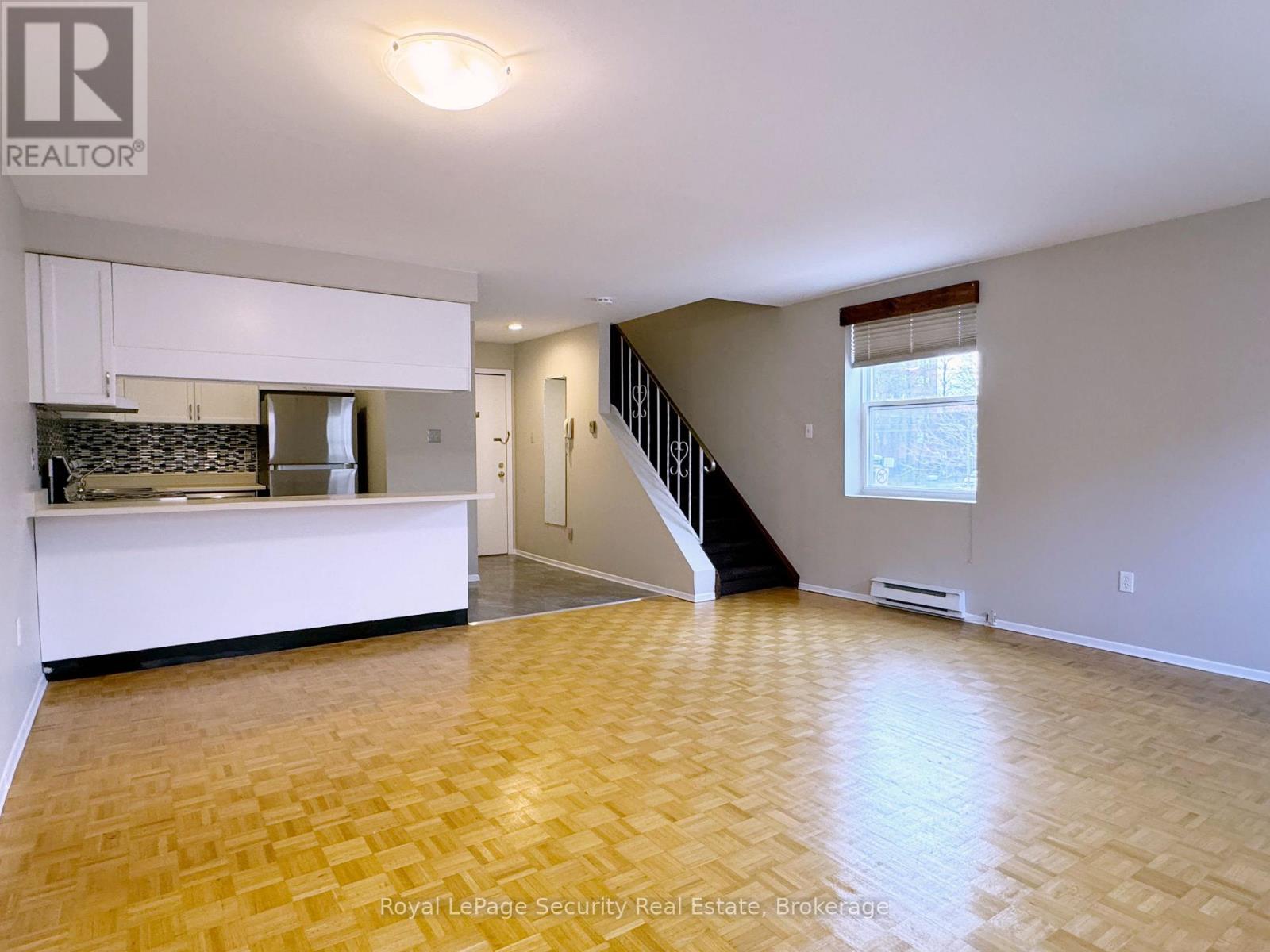 304 - 696 St Clair Avenue W, Toronto, Ontario  M6C 1B1 - Photo 6 - C12310894