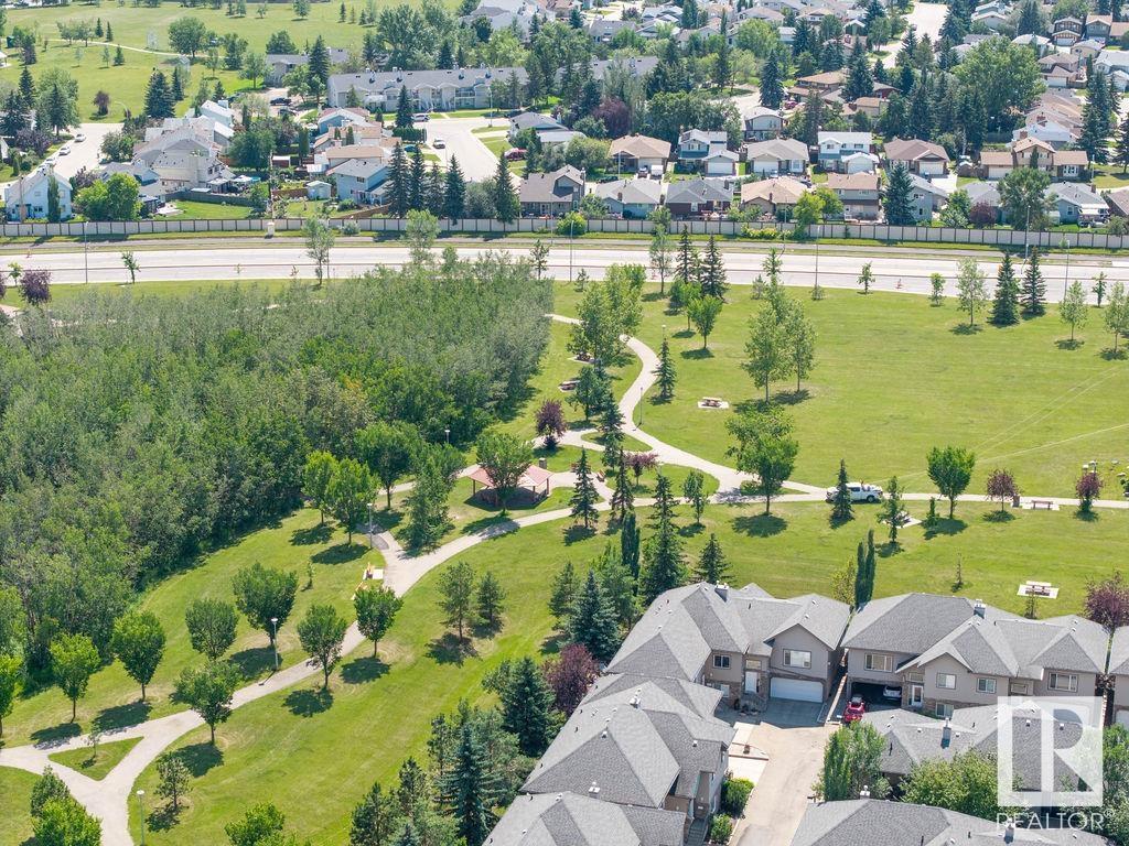 Property at 17624 96 AV NW image 4