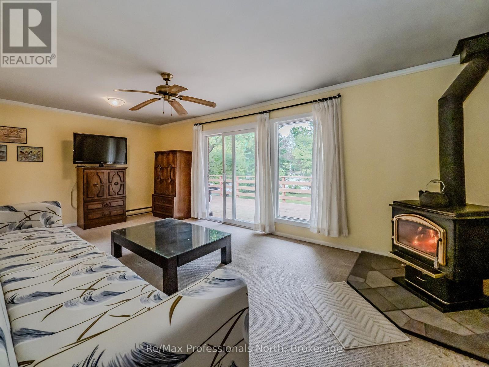Property at 600 DAVID STREET image 1