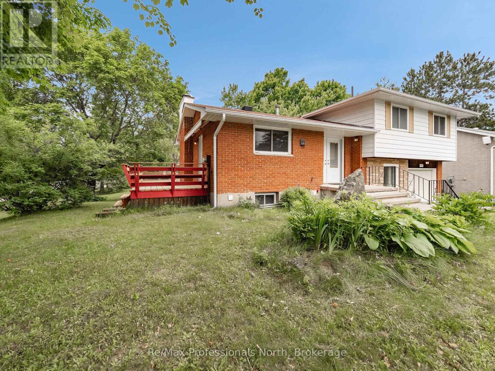Property at 600 DAVID STREET image 2