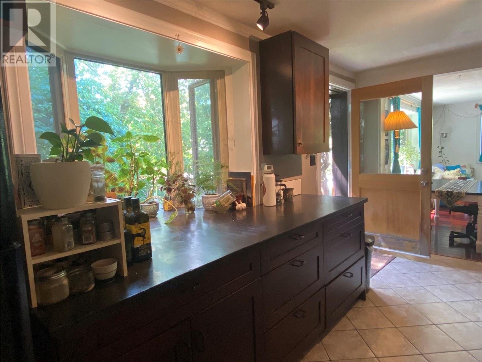 301 Hart Street, Nelson, British Columbia  V1L 5N4 - Photo 16 - 10354205