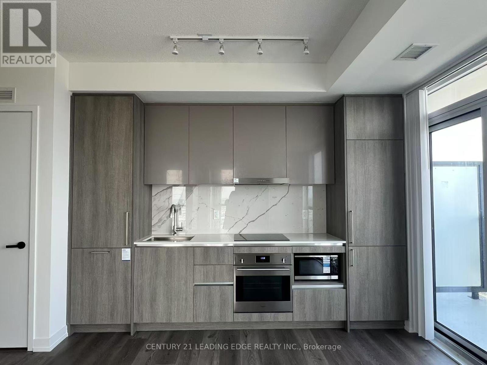 5609 - 225 Commerce Street, Vaughan, Ontario  L4K 0R1 - Photo 3 - N12310910