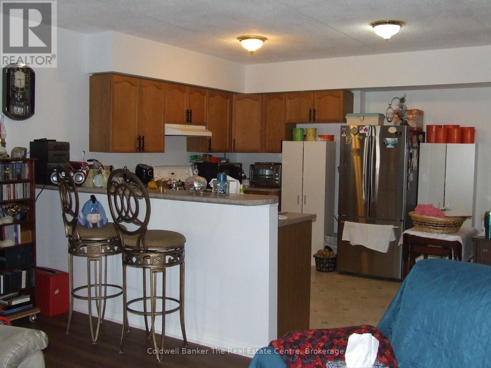 205 - 115 Bond Street E, Orillia, Ontario  L3V 1J7 - Photo 3 - S12311046