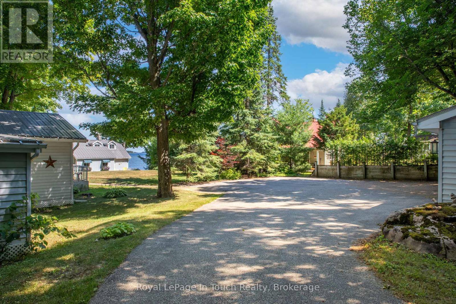 1443 Champlain Road, Tiny, Ontario  L9M 0C1 - Photo 15 - S12311054