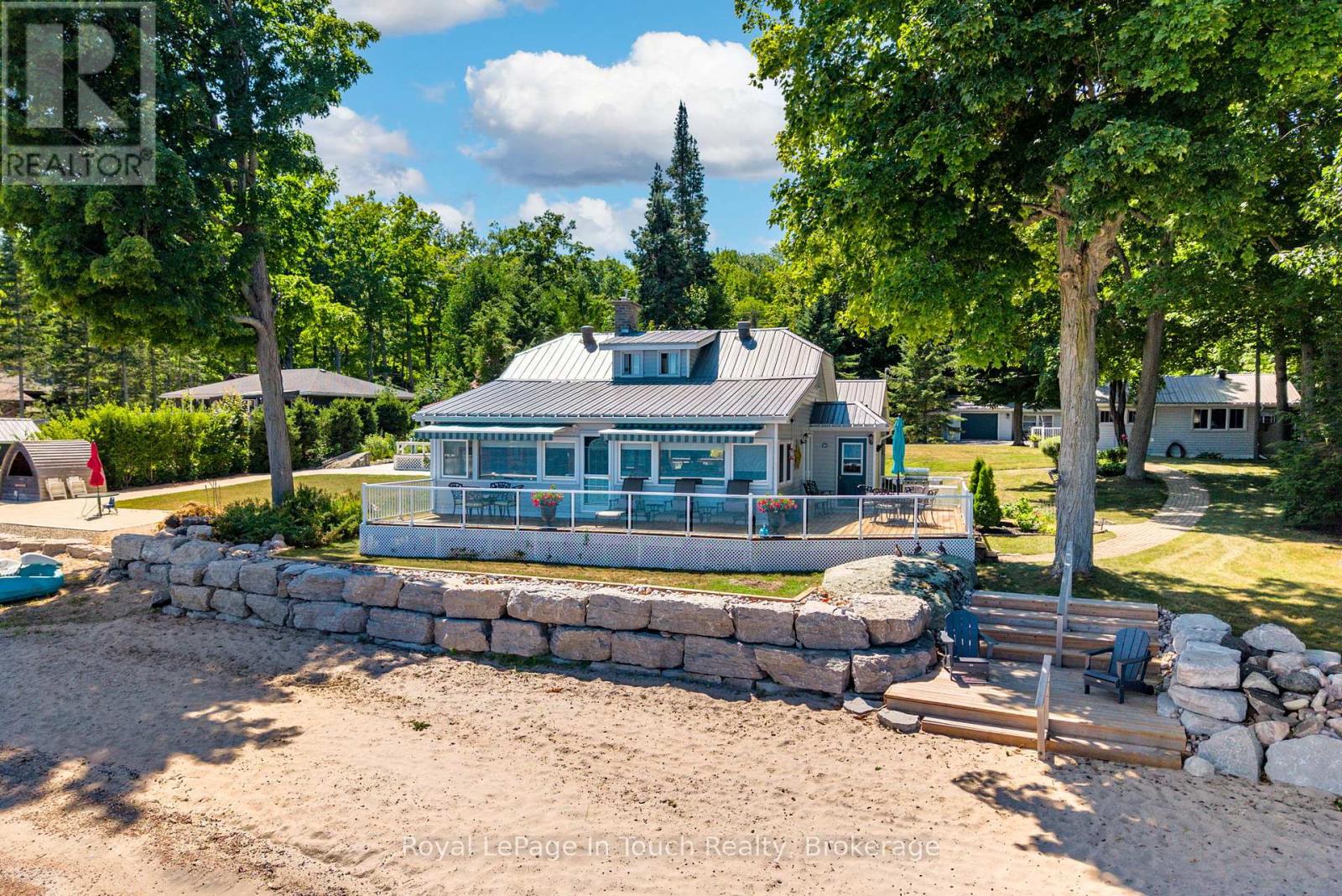 Property at 1443 CHAMPLAIN ROAD image 3