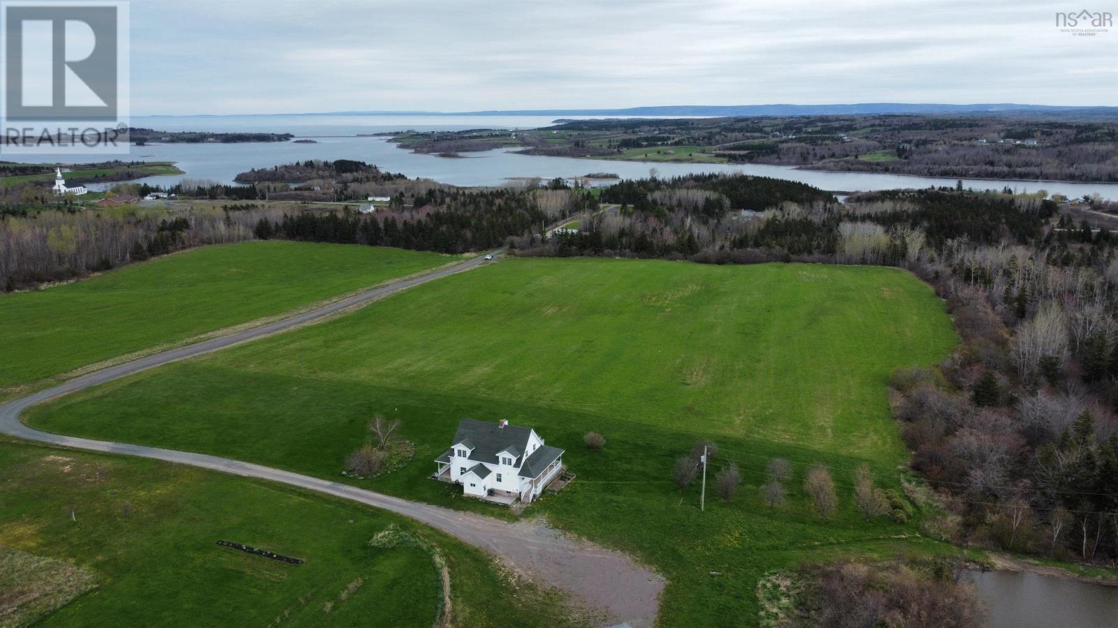 9802 4 Highway, Tracadie, Nova Scotia  B0H 1W0 - Photo 1 - 202507707