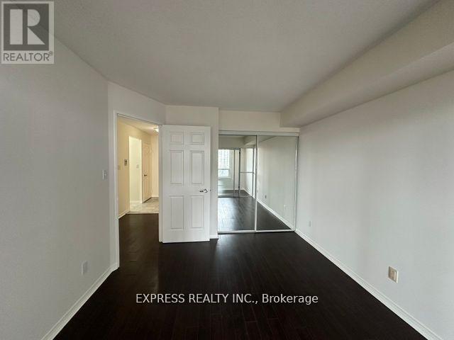 701 - 18 Hillcrest Avenue, Toronto, Ontario  M2N 6T5 - Photo 9 - C12310955