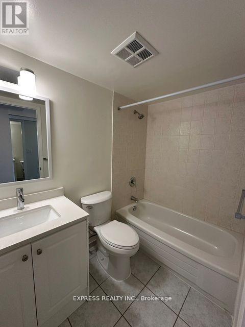1606 - 29 Pemberton Avenue, Toronto, Ontario  M2M 4L5 - Photo 3 - C12311028