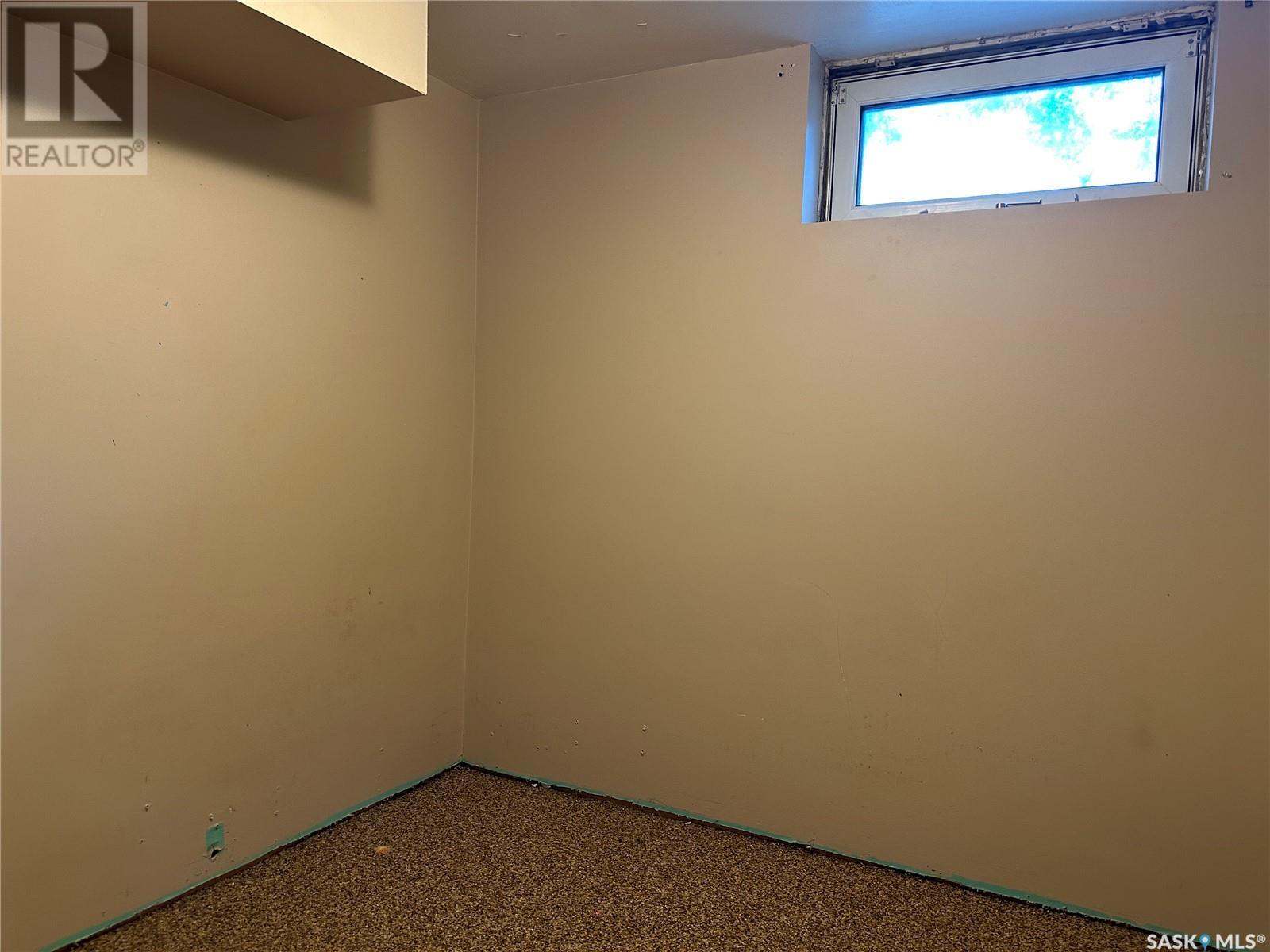 515 King Street, Weyburn, Saskatchewan  S4H 0P8 - Photo 21 - SK013847