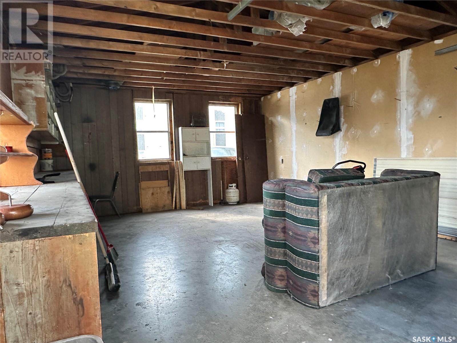 515 King Street, Weyburn, Saskatchewan  S4H 0P8 - Photo 24 - SK013847