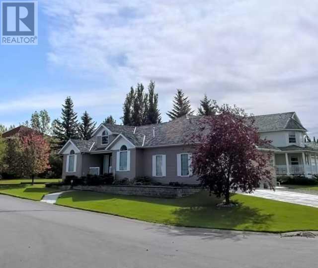 Property at 9655 Wedgewood Drive South image 1