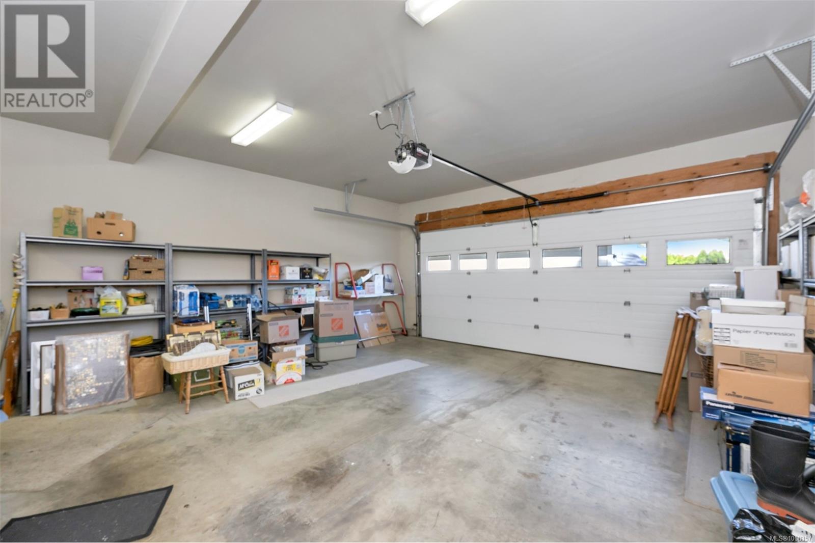 Property at 6088 York Rd image 3