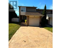 347 BRAYMORE BOULEVARD, Toronto, Ontario