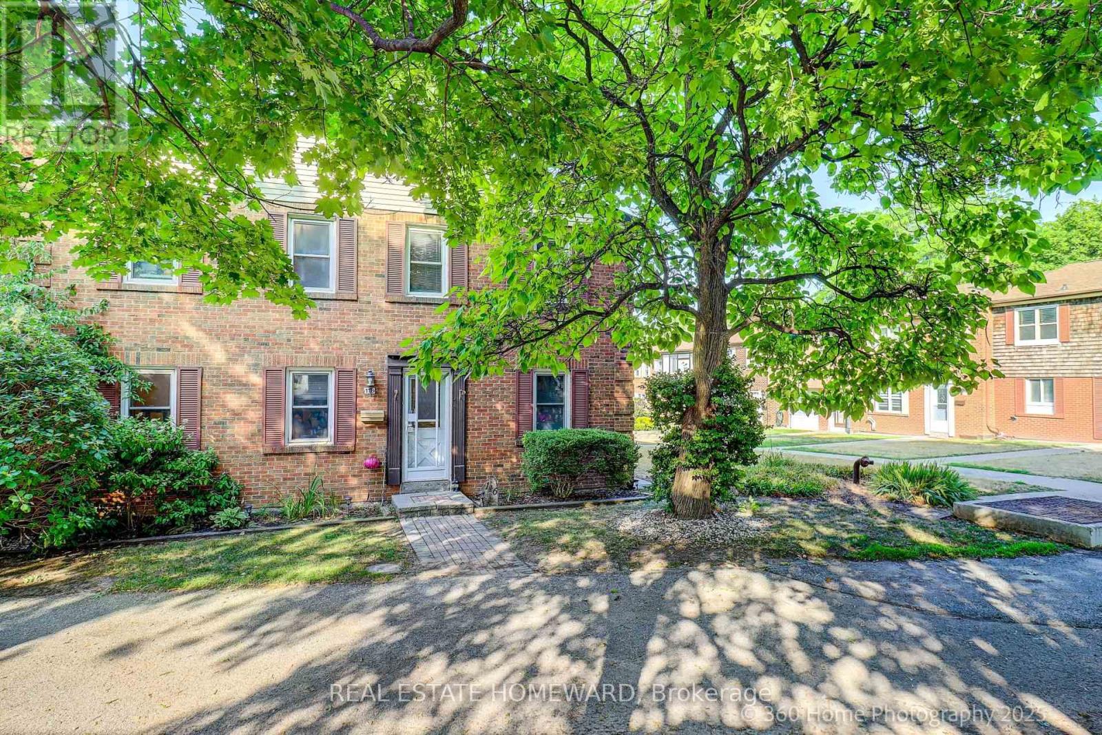 Property at 116 - 25 BRIMWOOD BOULEVARD image 1