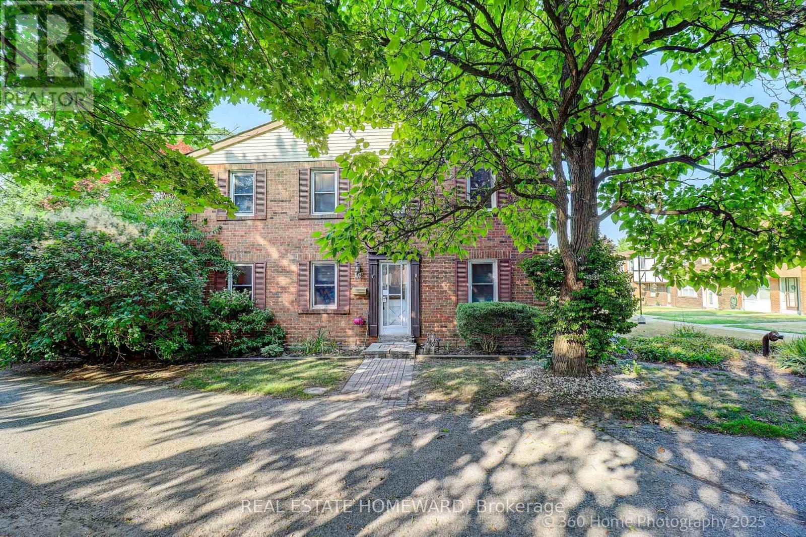 Property at 116 - 25 BRIMWOOD BOULEVARD image 2