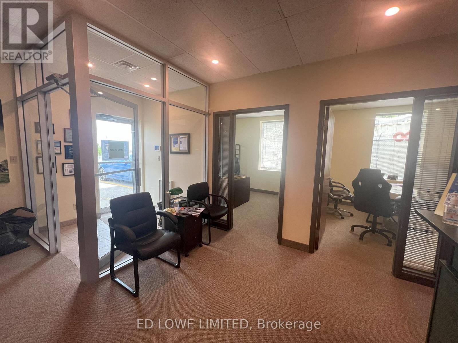 5 - 249 Saunders Road, Barrie, Ontario  L4N 9A3 - Photo 3 - S12310936