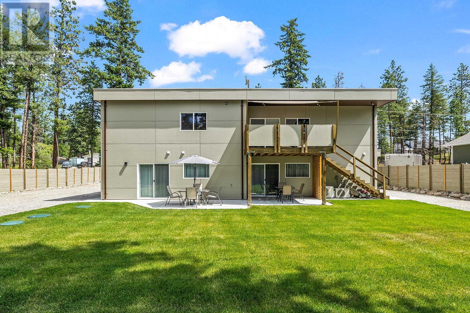 7141 Dunwaters Road, Kelowna, British Columbia  V1Z 3W5 - Photo 10 - 10357073