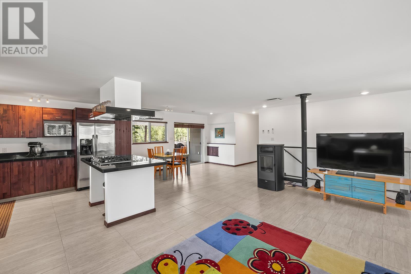 7141 Dunwaters Road, Kelowna, British Columbia  V1Z 3W5 - Photo 30 - 10357073