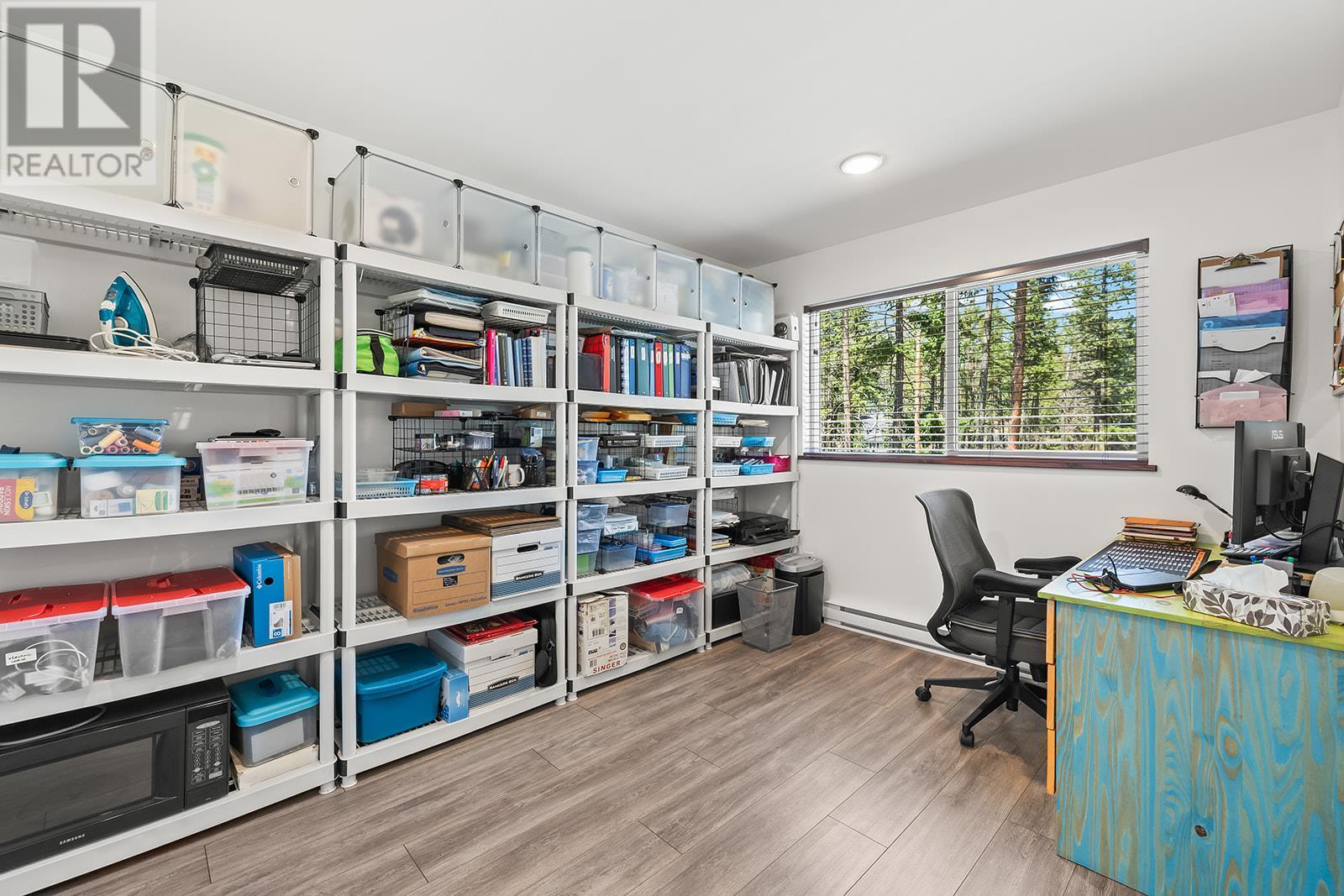 7141 Dunwaters Road, Kelowna, British Columbia  V1Z 3W5 - Photo 37 - 10357073