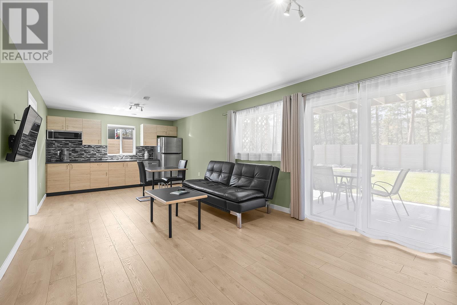 7141 Dunwaters Road, Kelowna, British Columbia  V1Z 3W5 - Photo 49 - 10357073