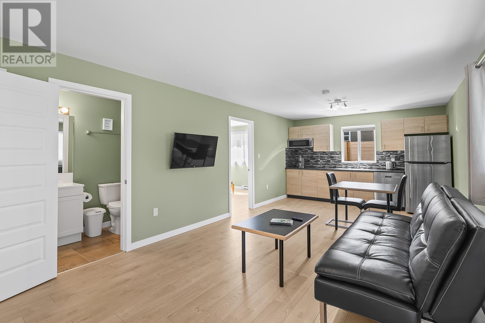 7141 Dunwaters Road, Kelowna, British Columbia  V1Z 3W5 - Photo 50 - 10357073