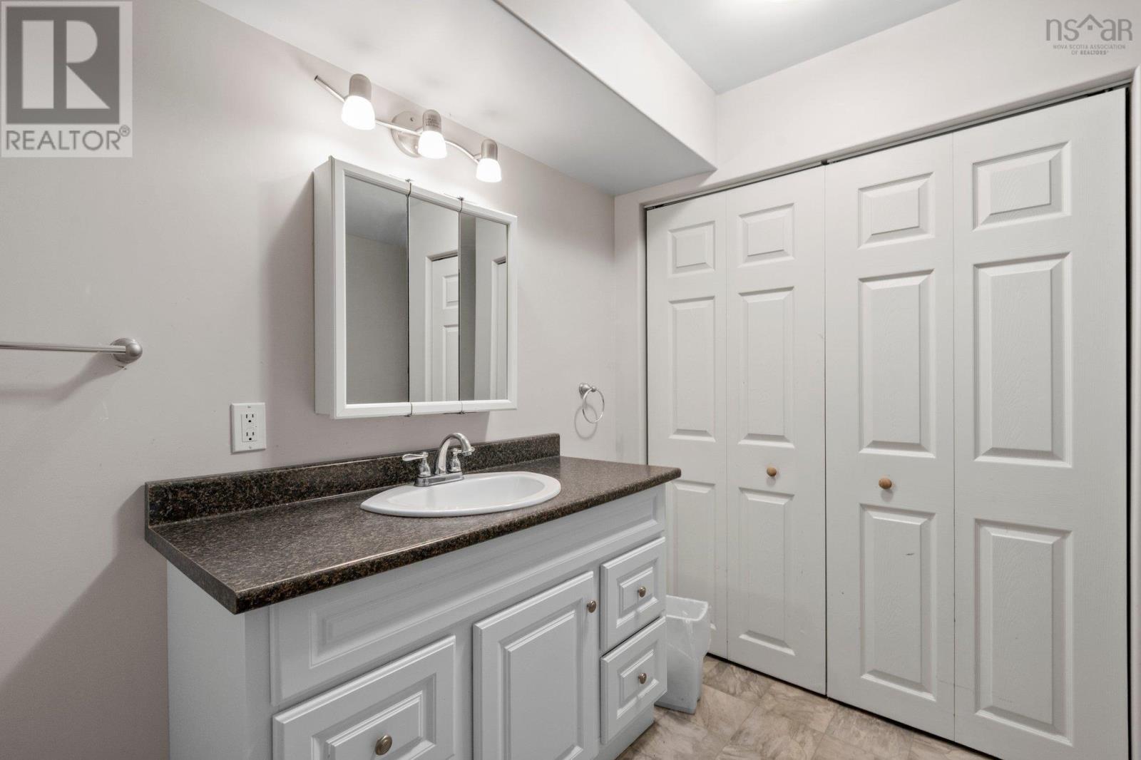 60 Rockcliffe Crescent, Hammonds Plains, Nova Scotia  B3Z 1J8 - Photo 17 - 202515956