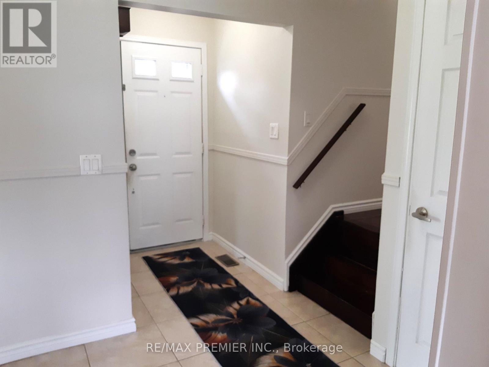 32 Dunblaine Crescent, Brampton (Southgate), Ontario  L6T 3H2 - Photo 15 - W12310937